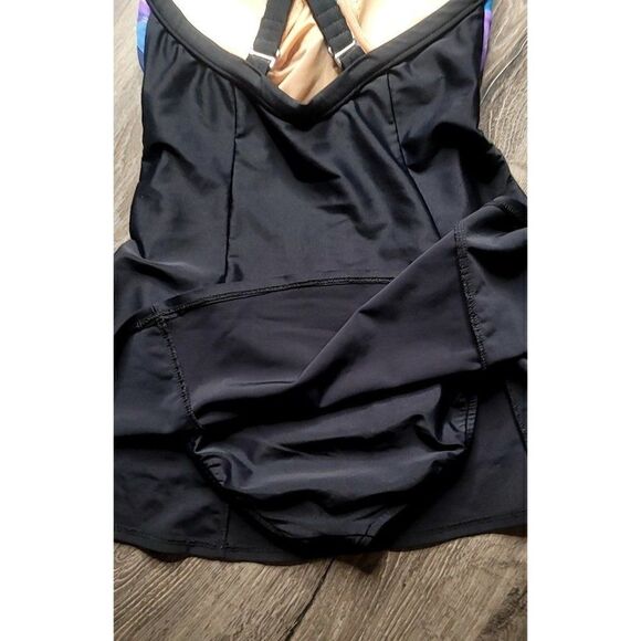 Carol Wior Skirted One-piece Swimsuit Women's Size 6 - Picture 4 of 6